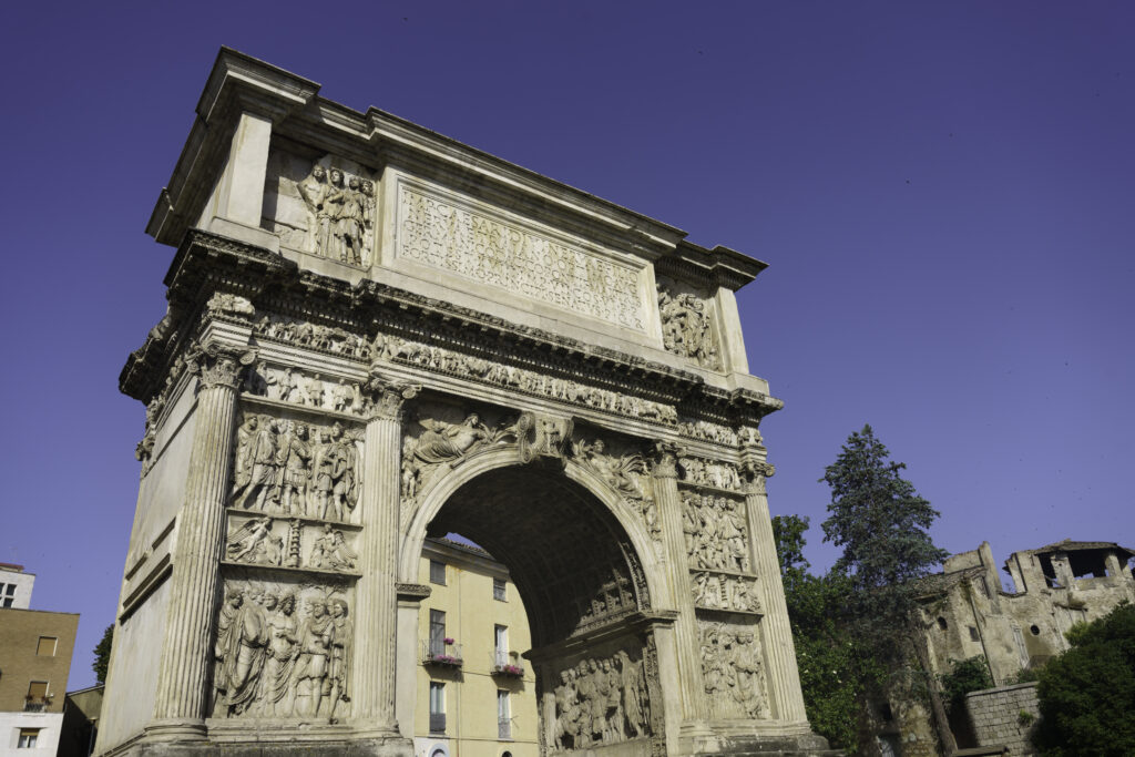 Vendere casa a Benevento: Arco di Traiano